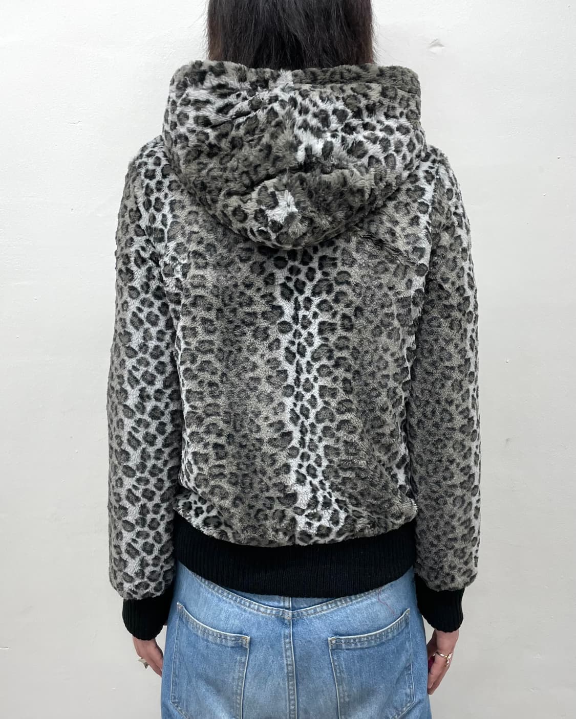 Grey Leopard Fur Reversible Hooded Zip-U 상품이미지4