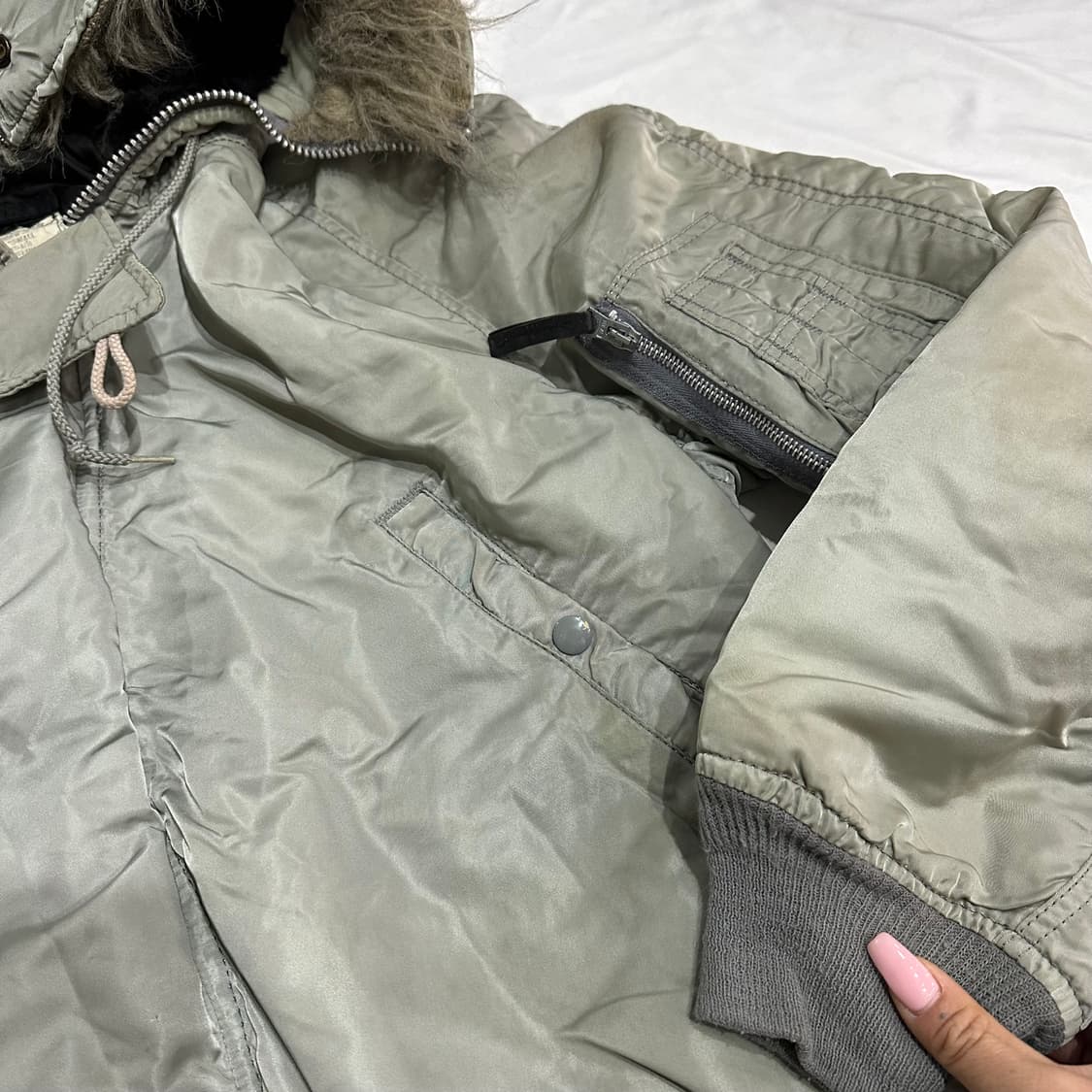 알파인더스트리 N2B 봄버S 상품이미지8