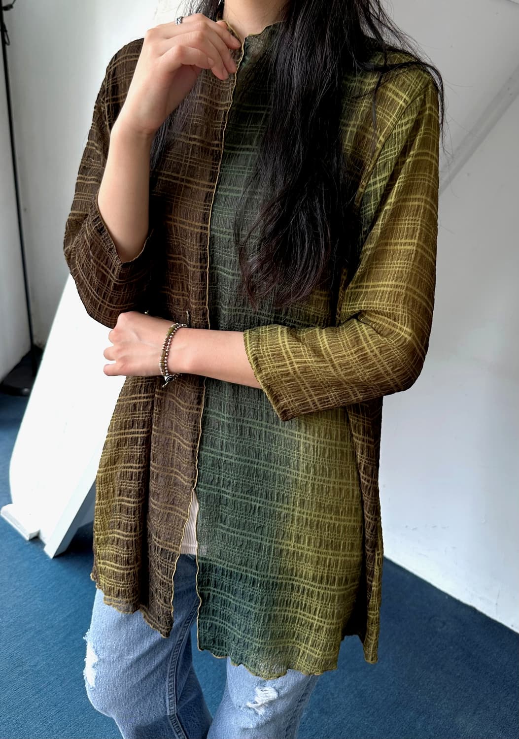 Sheer fabric shirred design panel TOP 상품이미지9