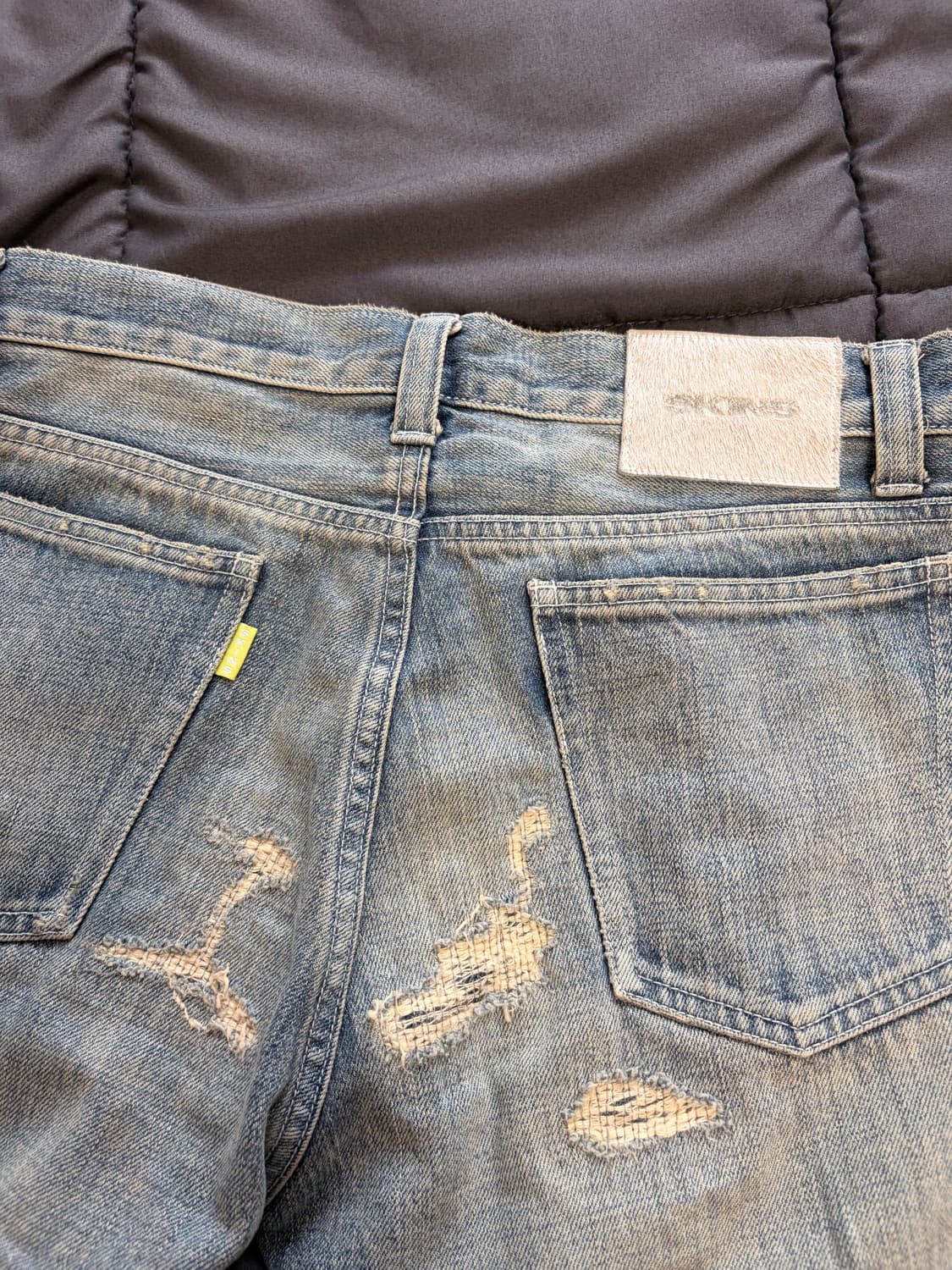 [3] skins 데미지 스트레이트 데님 상품이미지4