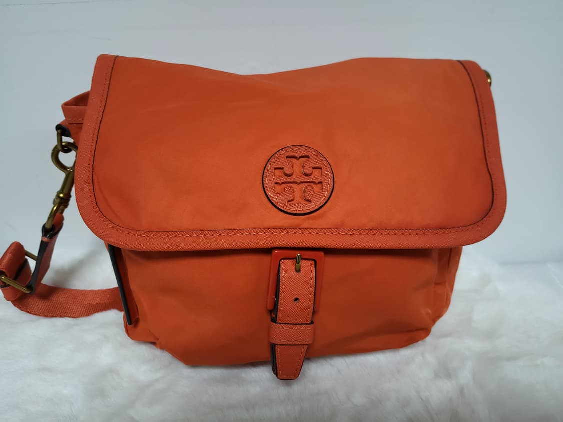 토리버치 오렌지 크로스백 상품이미지1