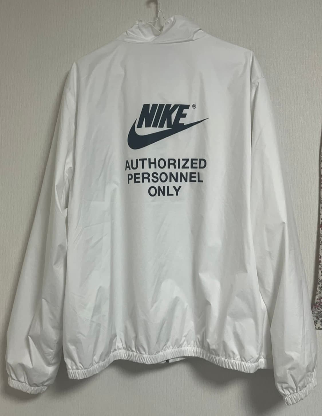 나이키 바람막이 상품이미지2
