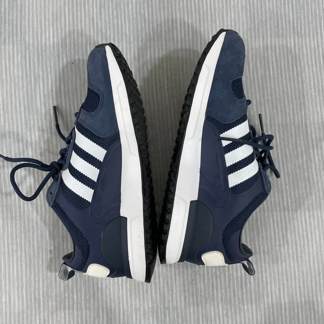 774) 아디다스 ZX 700 런닝화 240mm 상품이미지5