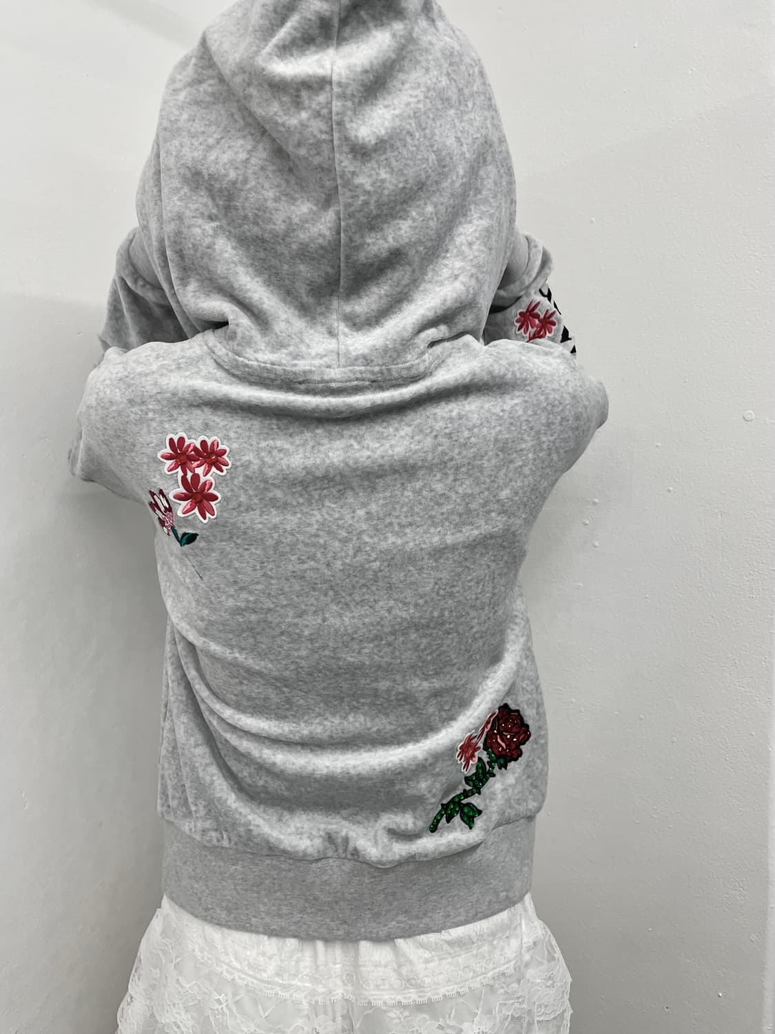 쥬시꾸뛰르 그레이 벨벳 디테일 집업 상품이미지4