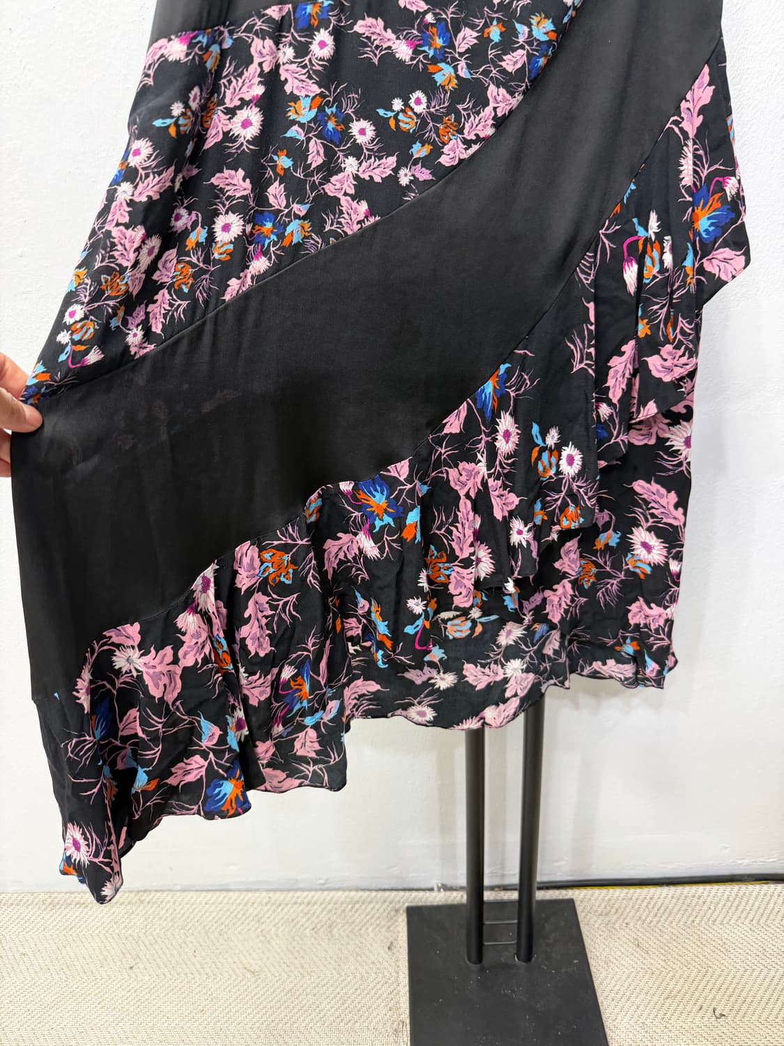 정품) 산드로 여성 꽃무늬 패턴 롱 스커트 2 상품이미지4