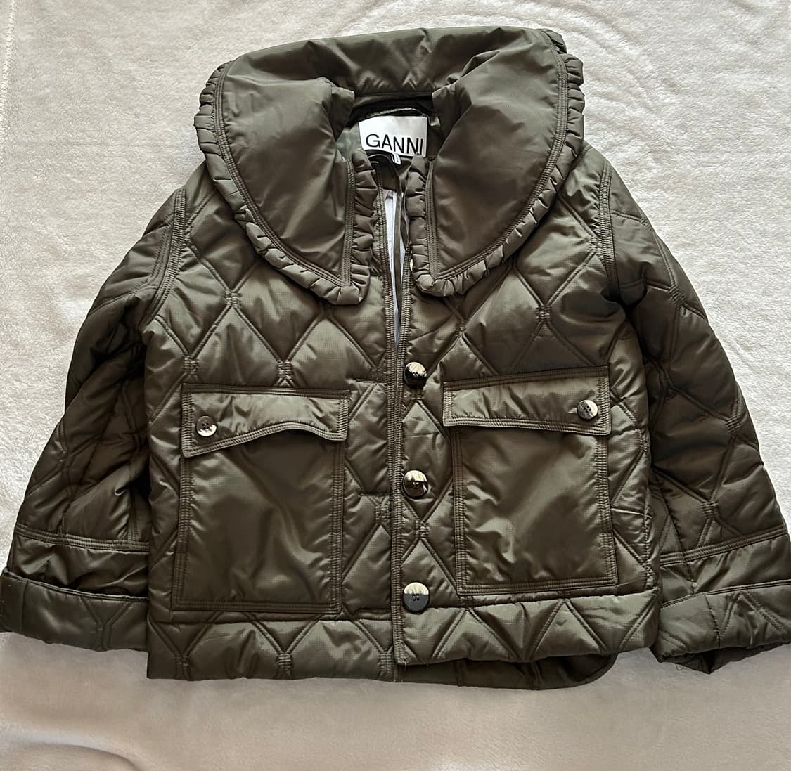 GANNI 가니 퀼팅 자켓 카키 상품이미지2