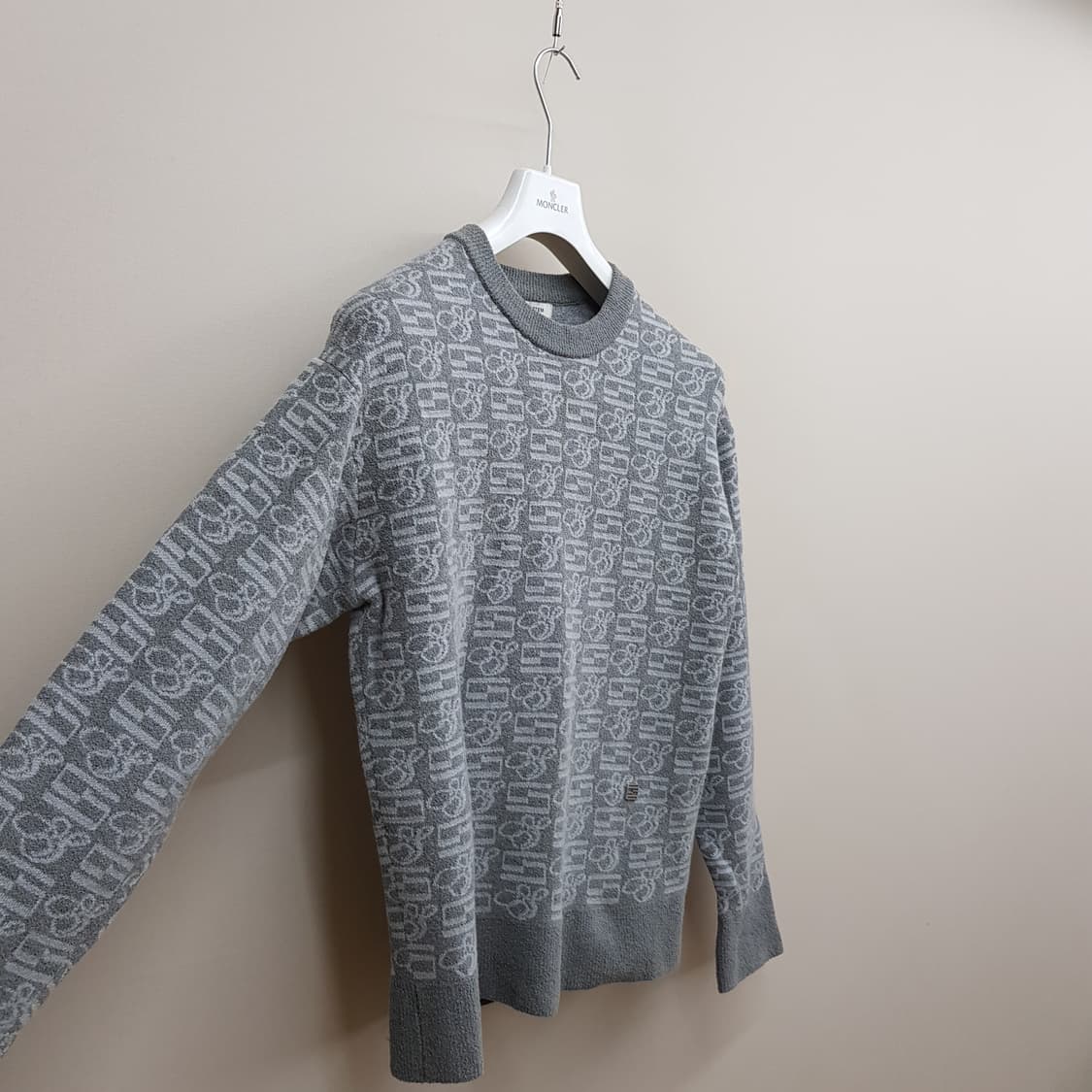 한섬 시스템 2022 그레이 모노그램 울 니트 100사이즈 상품이미지3