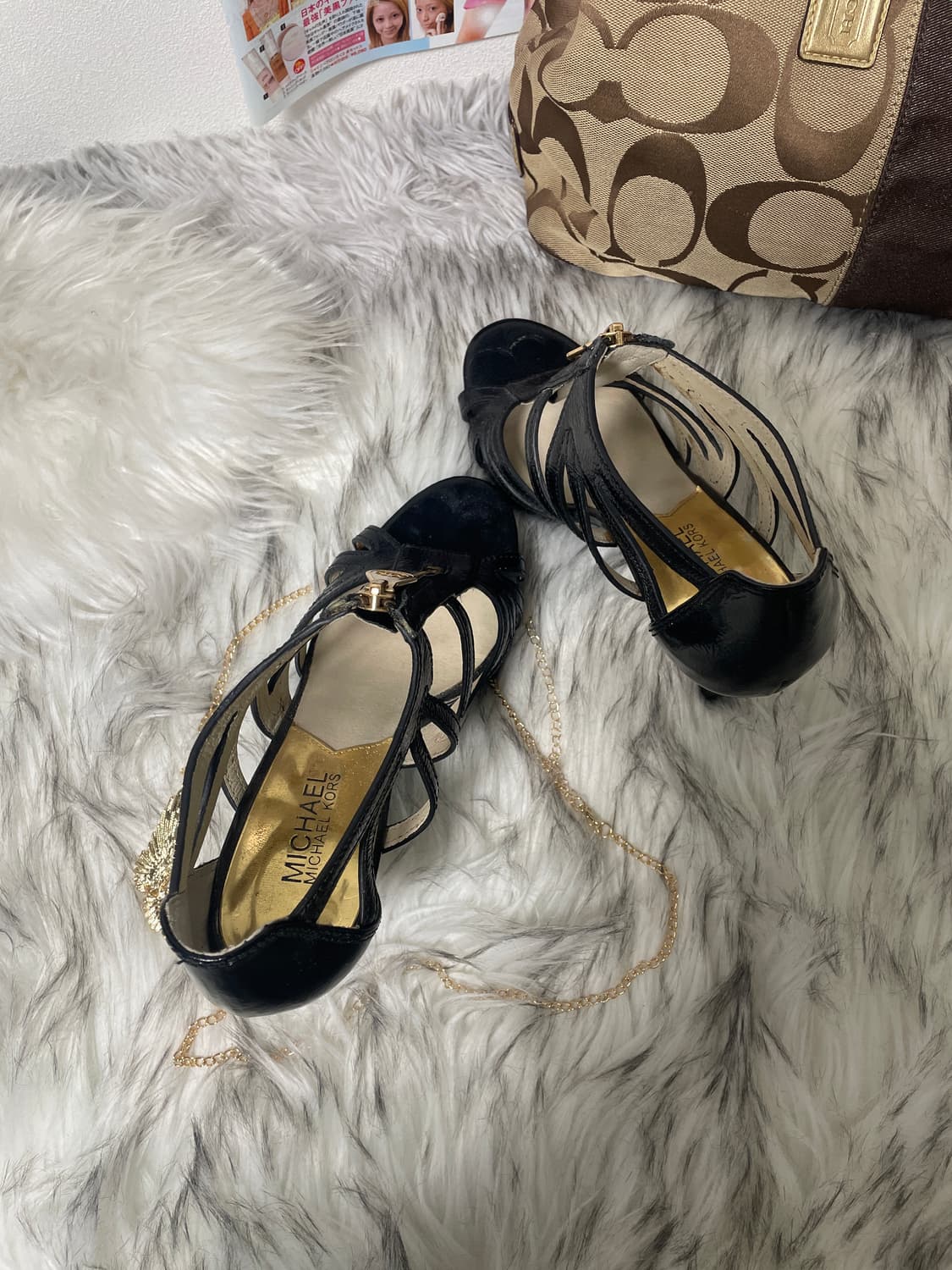 Michael kors 블랙 골드 샌들힐 오네갸루 상품이미지4