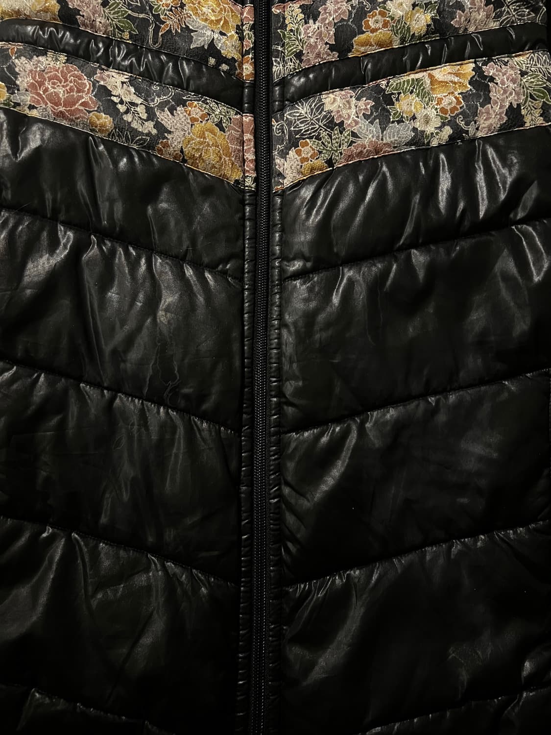 카라쿠리타마시 양면 패딩조끼 상품이미지5