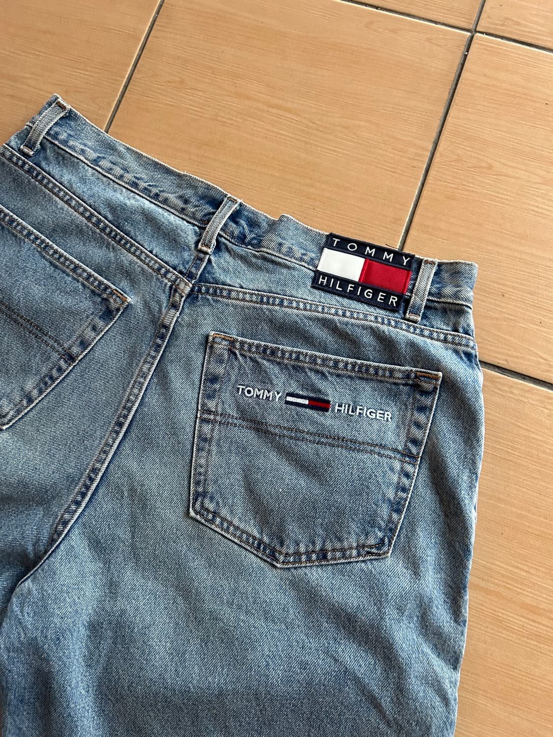 90‘s Tommy jeans shorts 36in 상품이미지5