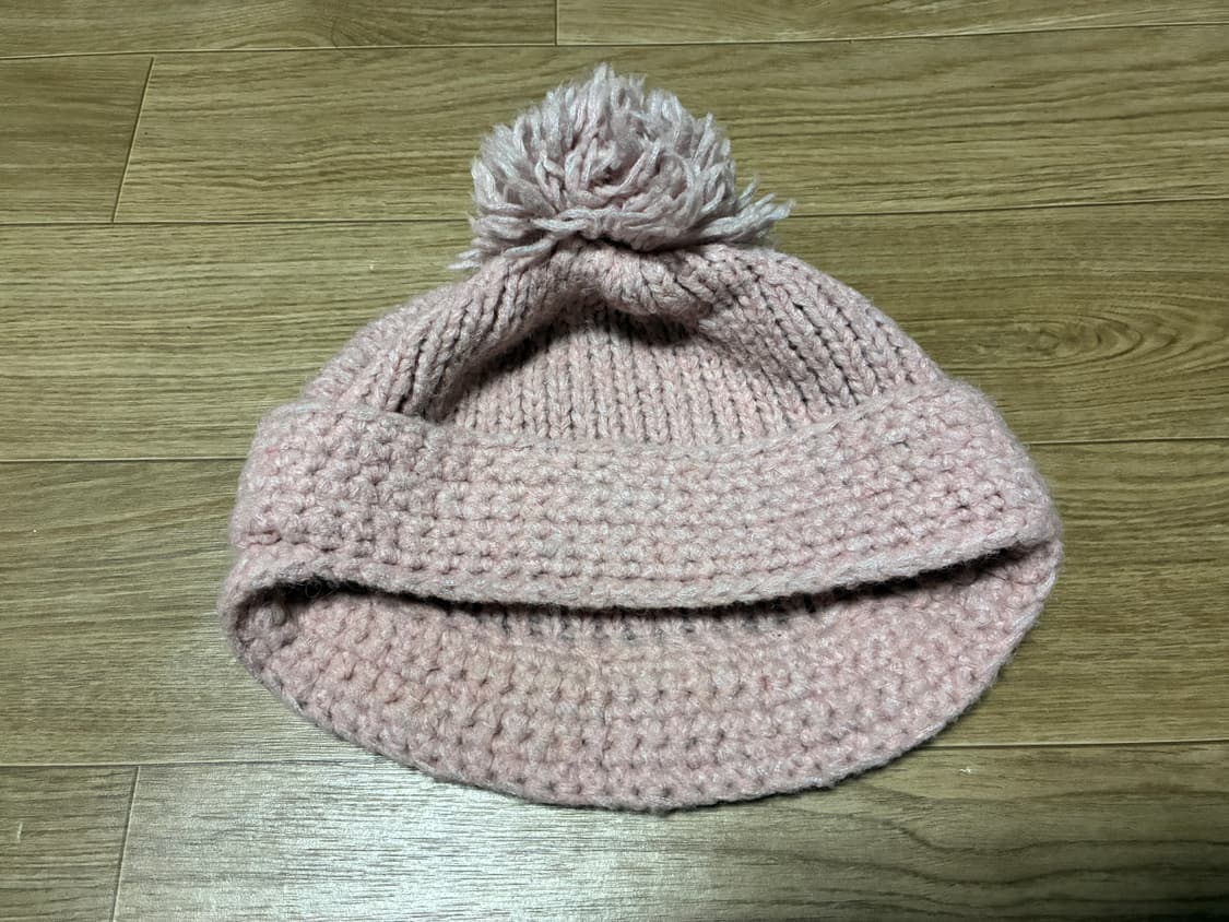 비비안웨스트우드 이어플랩 방울 비니 핑크 상품이미지4