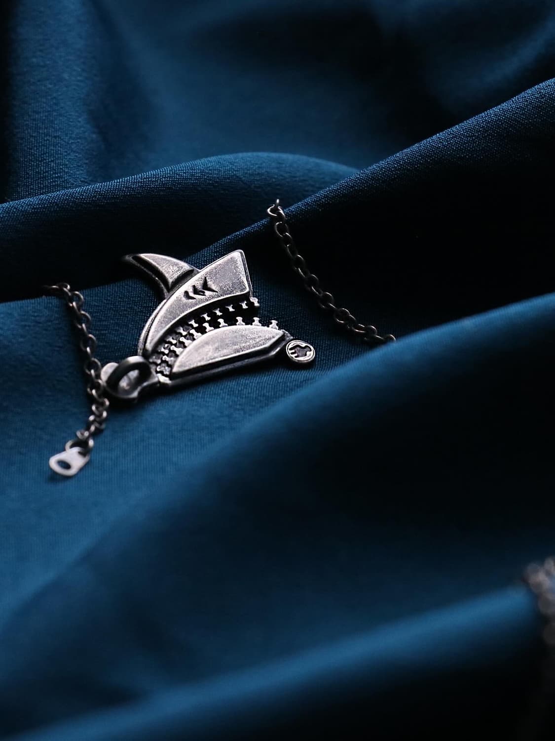 [WOLP1Z : SHARK1Z PENDANT] 우프원즈 상어 펜던트 상품이미지1