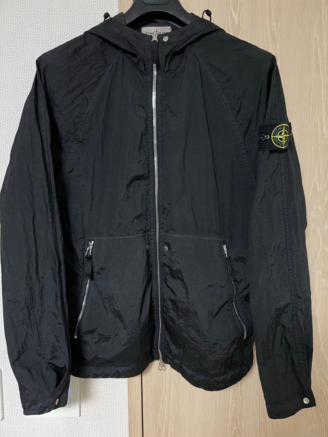 매장판) 25ss 스톤아일랜드 나일론메탈 와트로 -tc 에코닐 후드자켓 상품이미지2