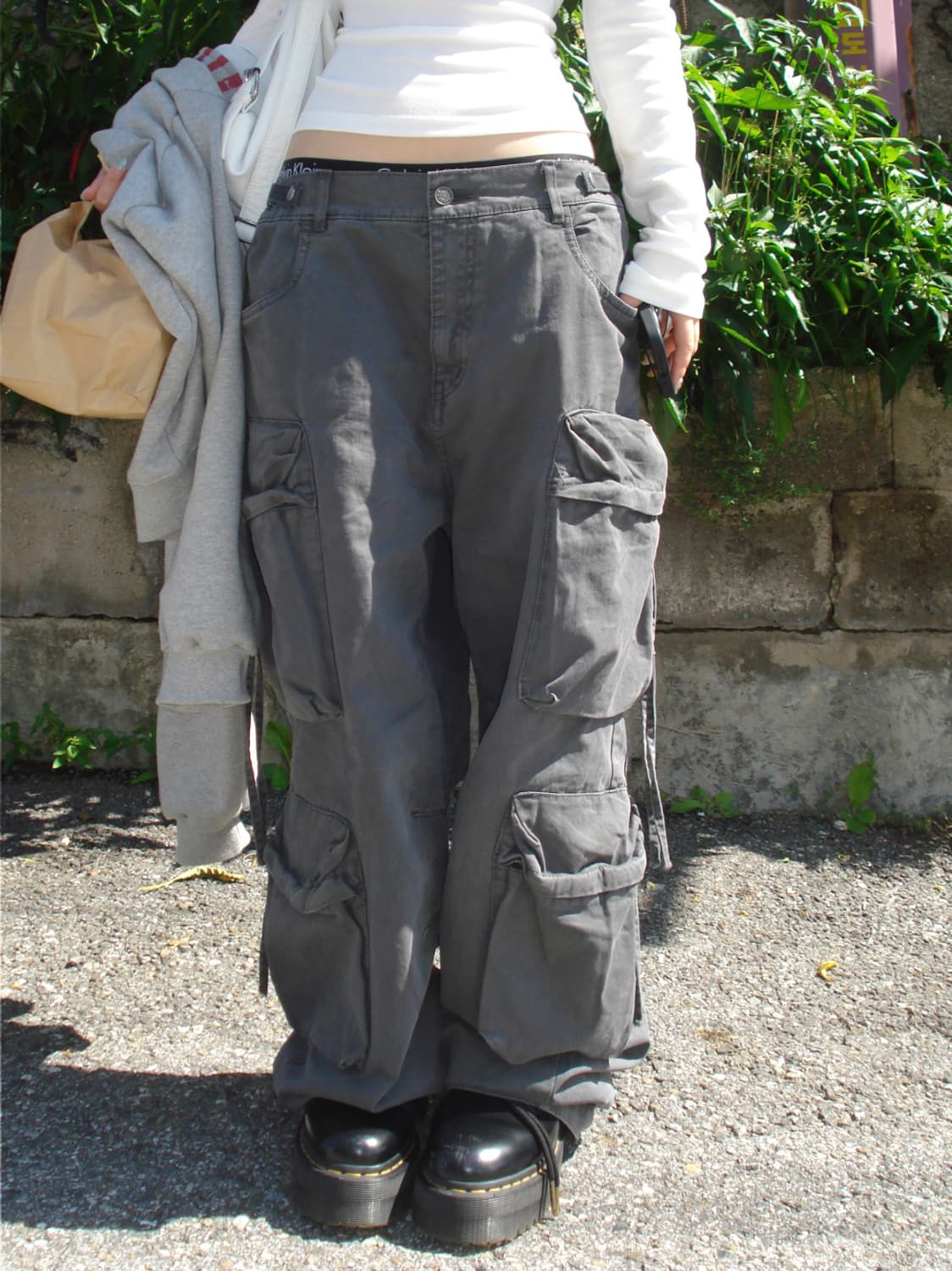 아워캐비넷 shadow 카고 팬츠 (미시착) 상품이미지2