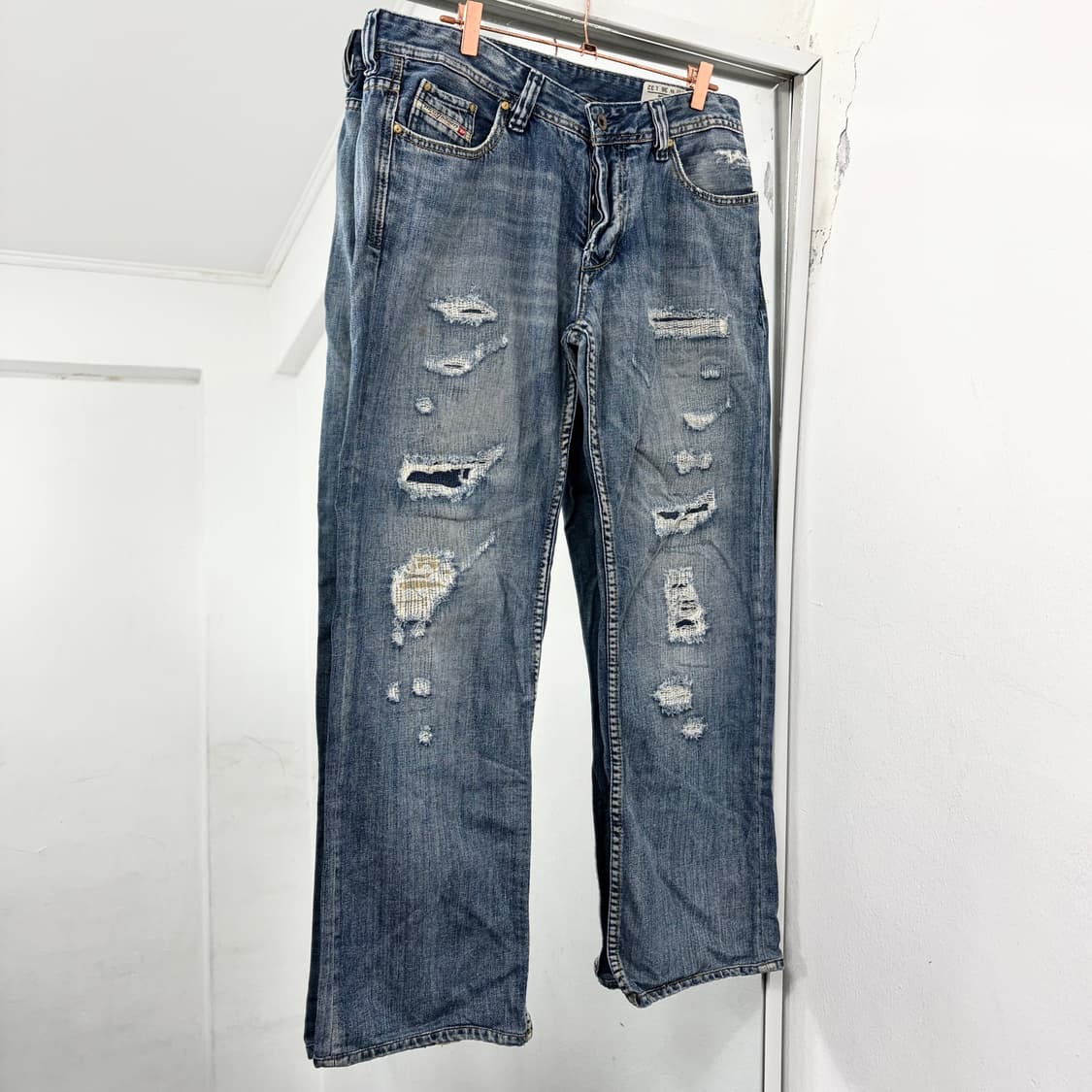 디젤 Viker 데미지 데님 팬츠 상품이미지4