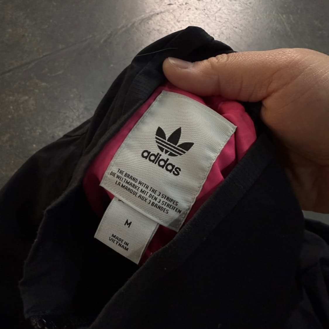 100 아디다스 마운틴 트랙 바람막이 상품이미지3