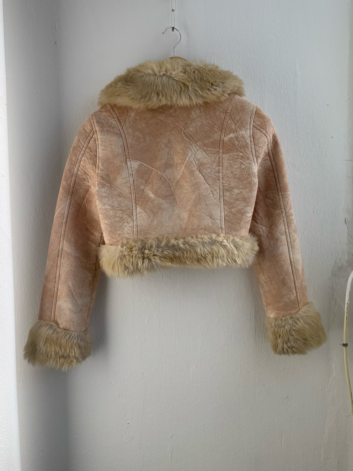 Crazy Angel Suede Fur Crop Jacket 상품이미지3