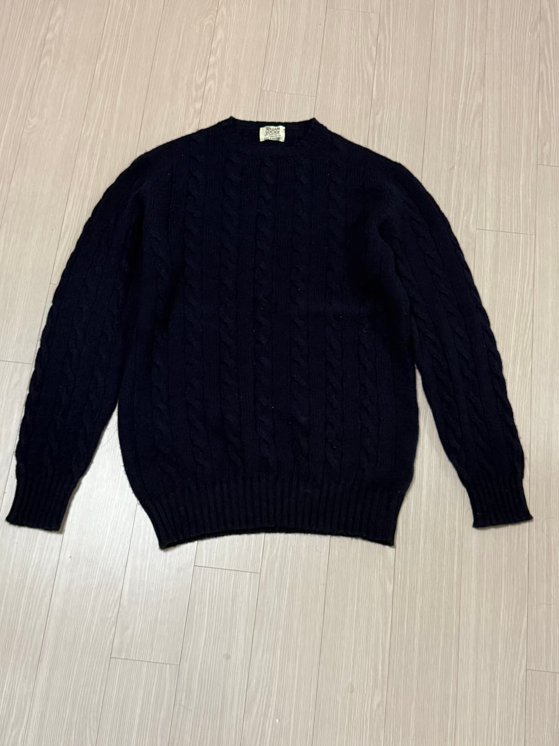 윌리엄로키 네이비 케이블 니트 42 상품이미지1