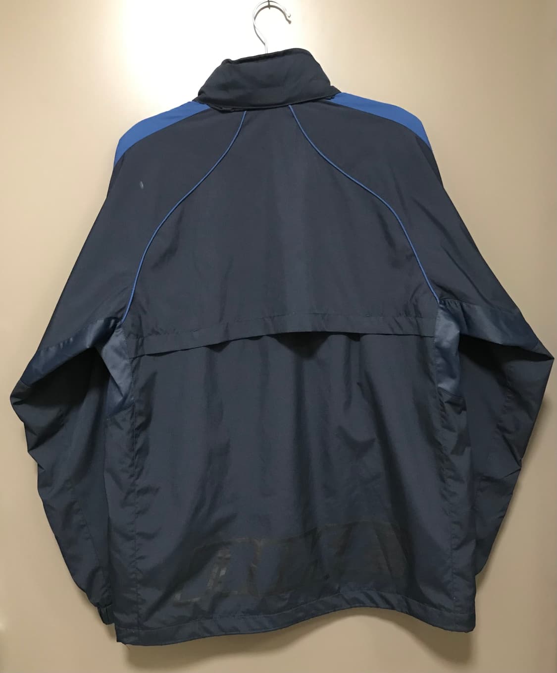 나이키 일본판 빅로고 바람막이 상품이미지3