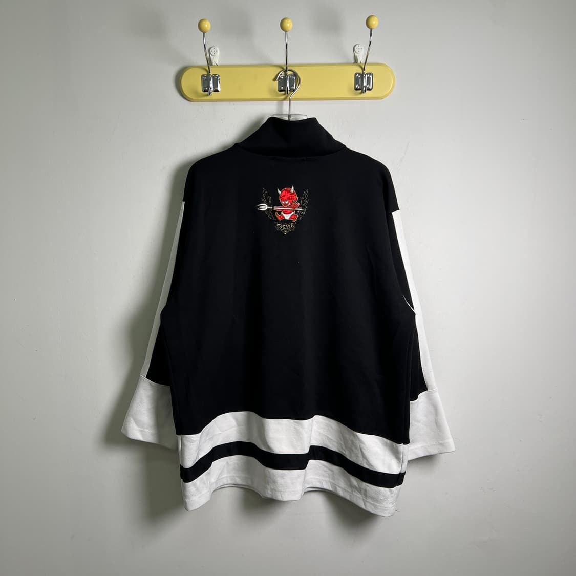 90's JPN VTG 빈티지 펑크 데빌 하프 집업 풀오버 상품이미지2