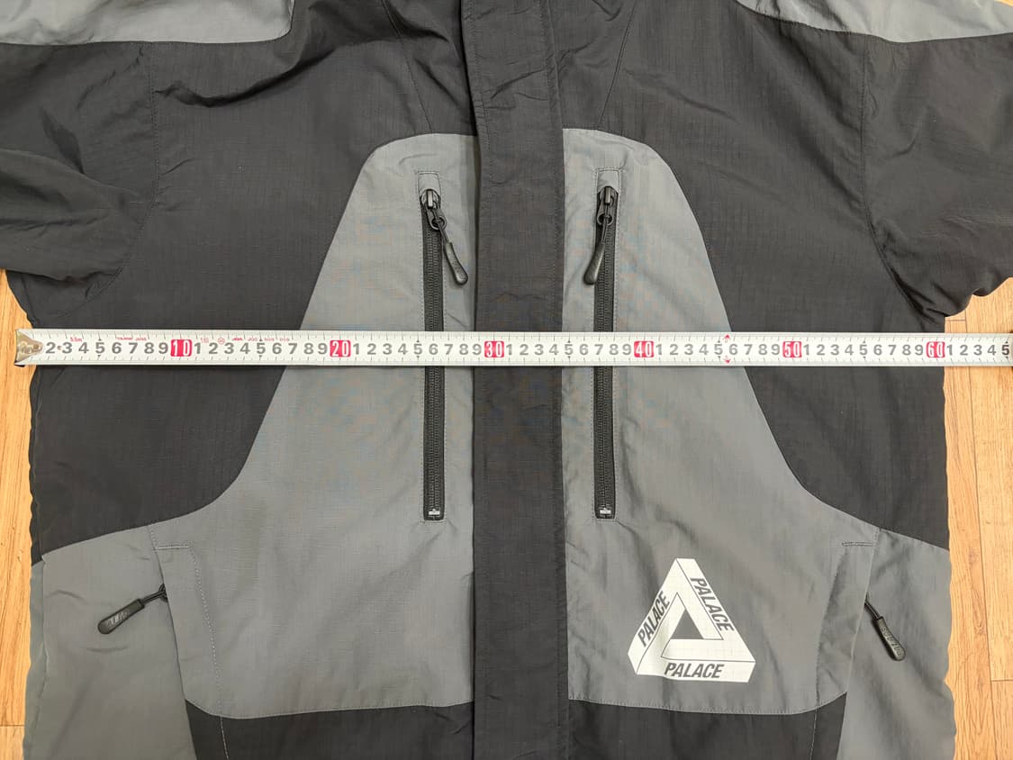 ( M 실측 사이즈 참고 ) 팔라스 파우더 자켓 블랙 그레이 22SS 상품이미지8