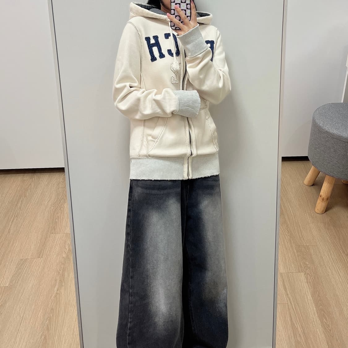 아베크롬비 자수로고 화이트 후드집업 상품이미지1