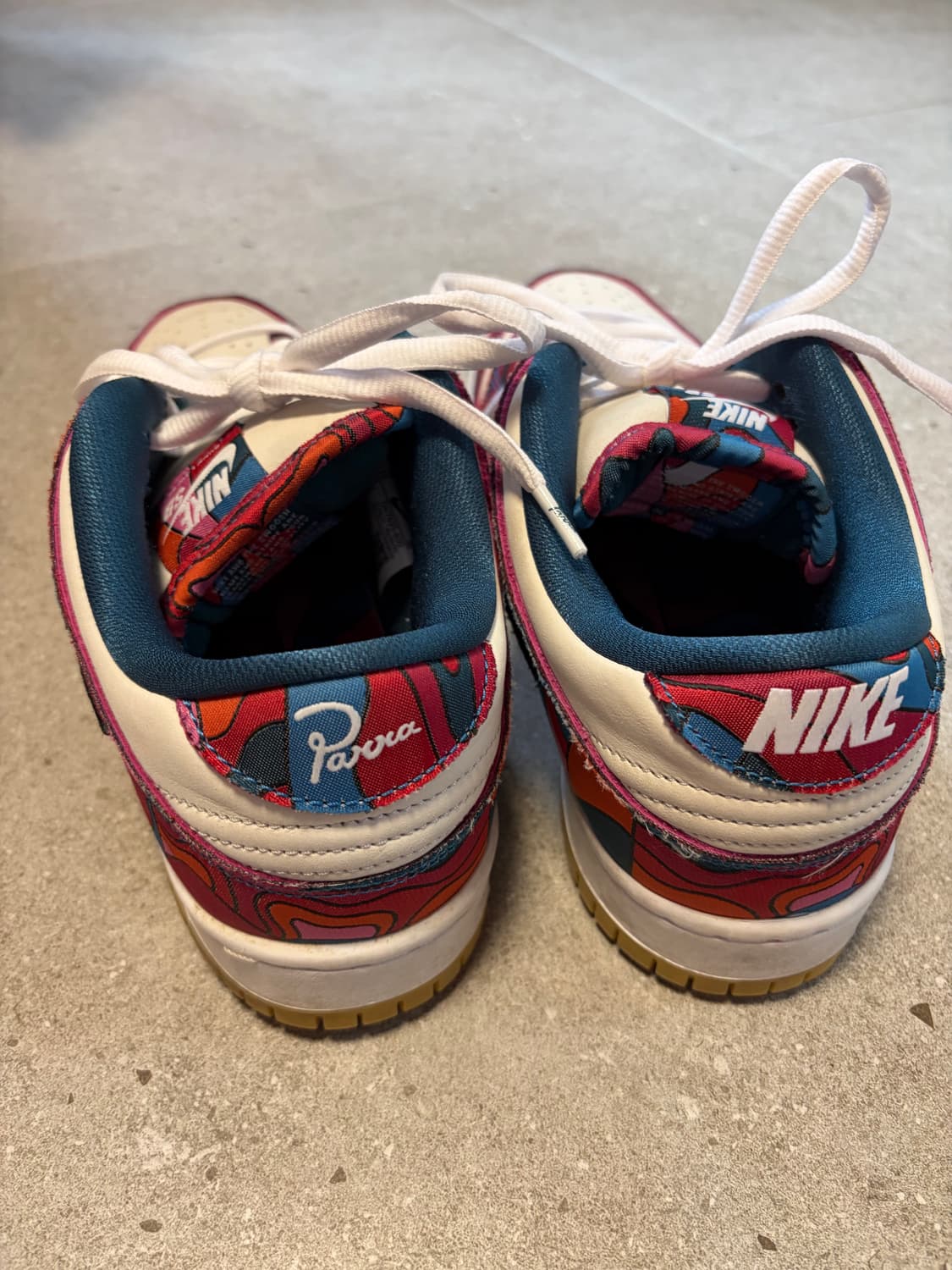 나이키 x 파라 SB덩크 로우 프로 앱스트랙스 아트 상품이미지2