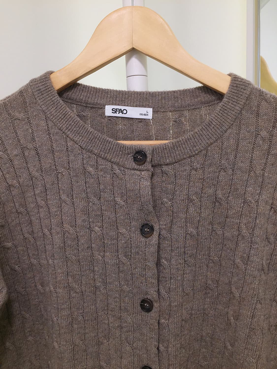 여성 스파오 꽈배기 니트가디건 100 상품이미지3