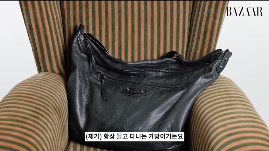 발렌시아가 커리어 카멜 XL 상품이미지1