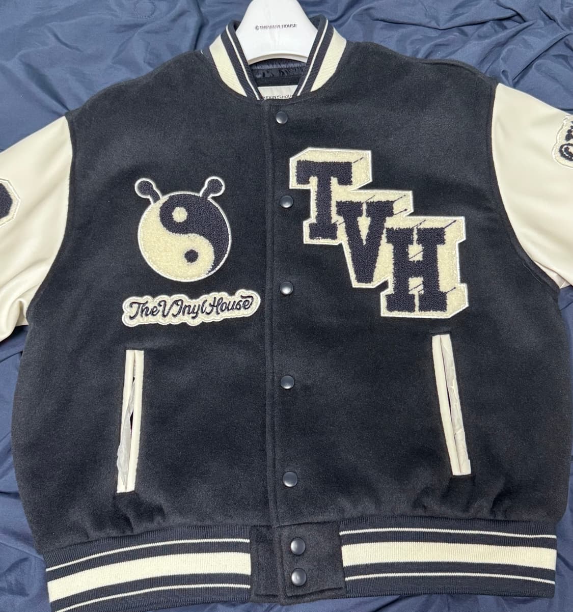 더바이닐하우스 바시티자켓 S 상품이미지1