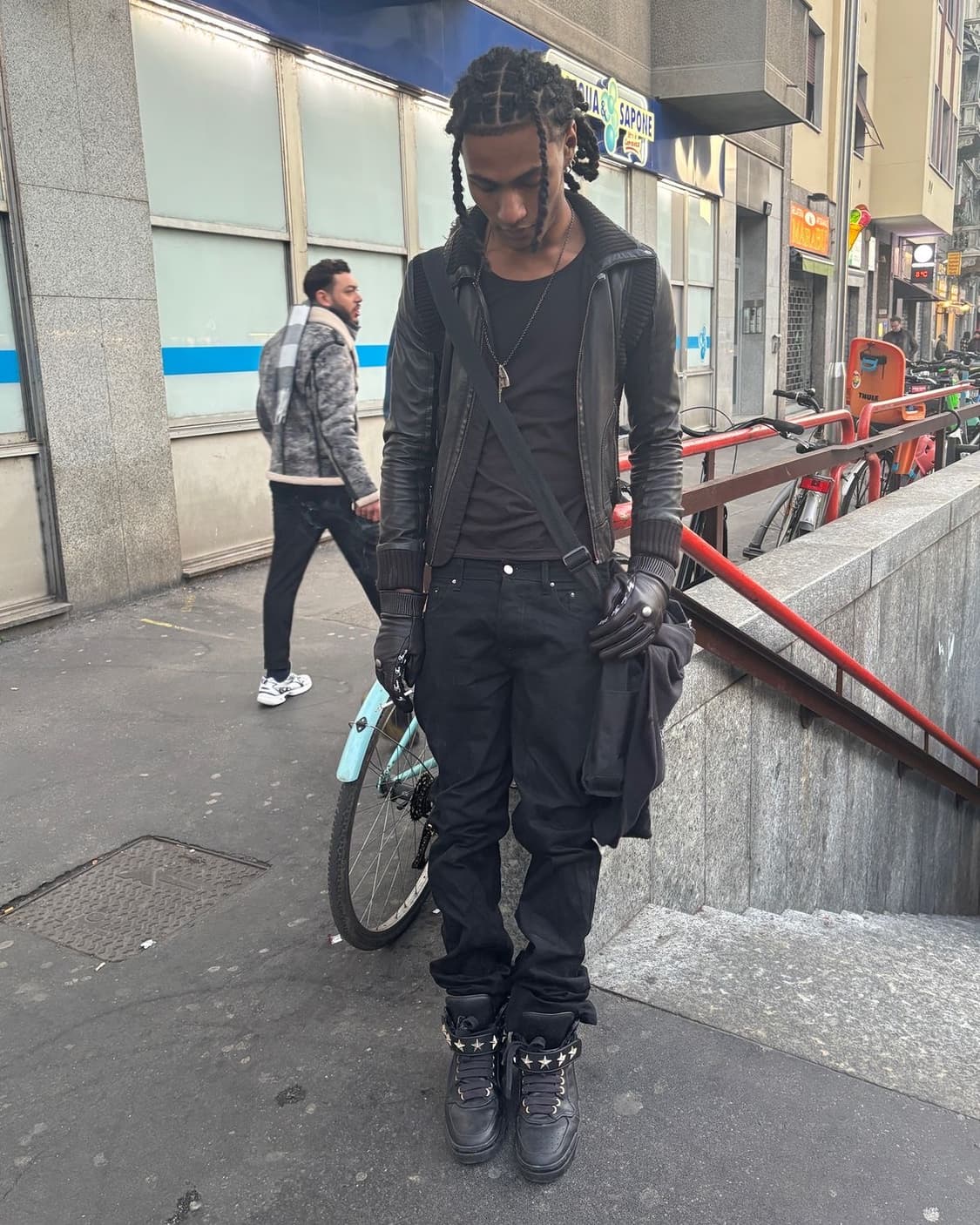 지방시 타이슨 하이탑 42 레드 상품이미지6