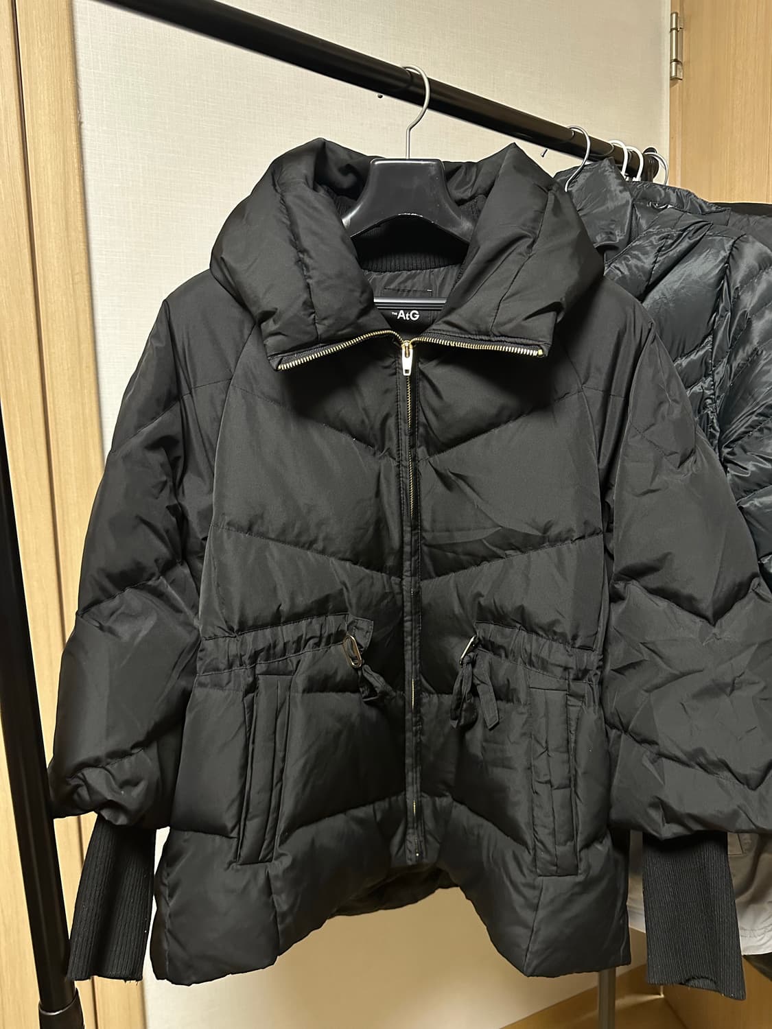 더 엣지 블랙 여성 패딩 66사이즈 상품이미지1