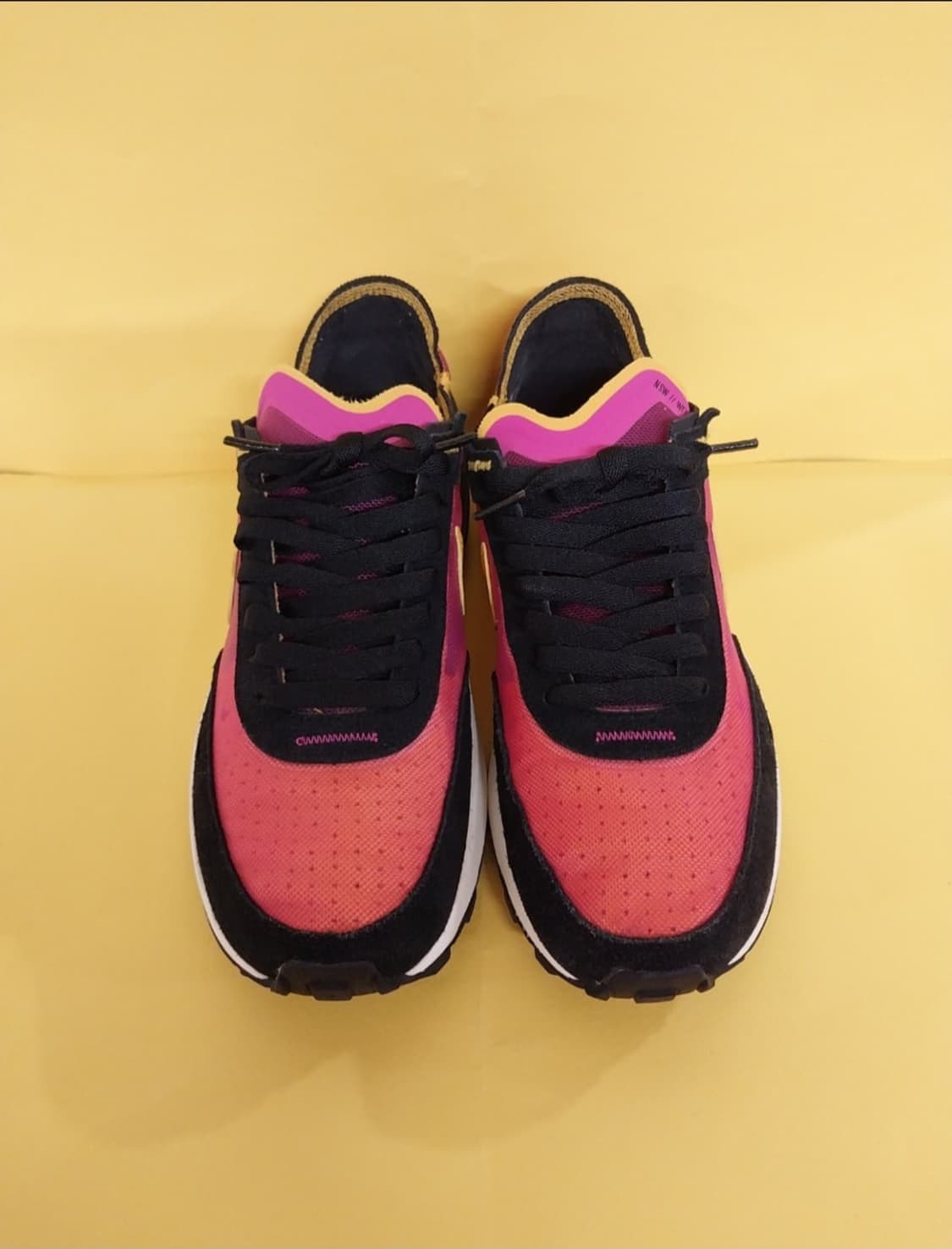 여성 나이키 와플 원 액티브 푸시아 운동화 (250) 상품이미지2