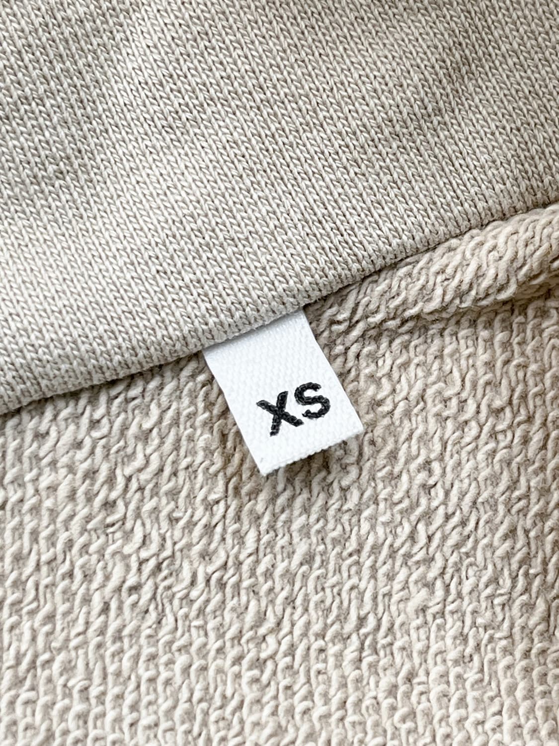 아미 22s/s 톤온톤 하프 집 스웻 상품이미지7