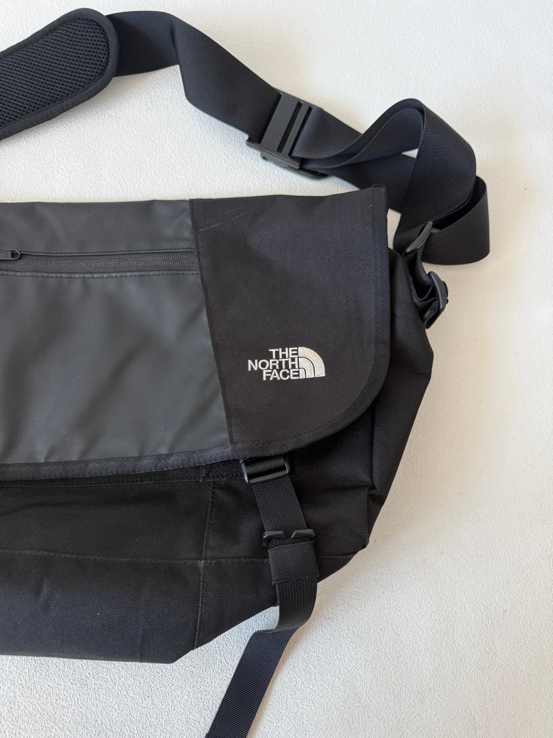 노스페이스(THE NORTH FACE) 메신져백 상품이미지3