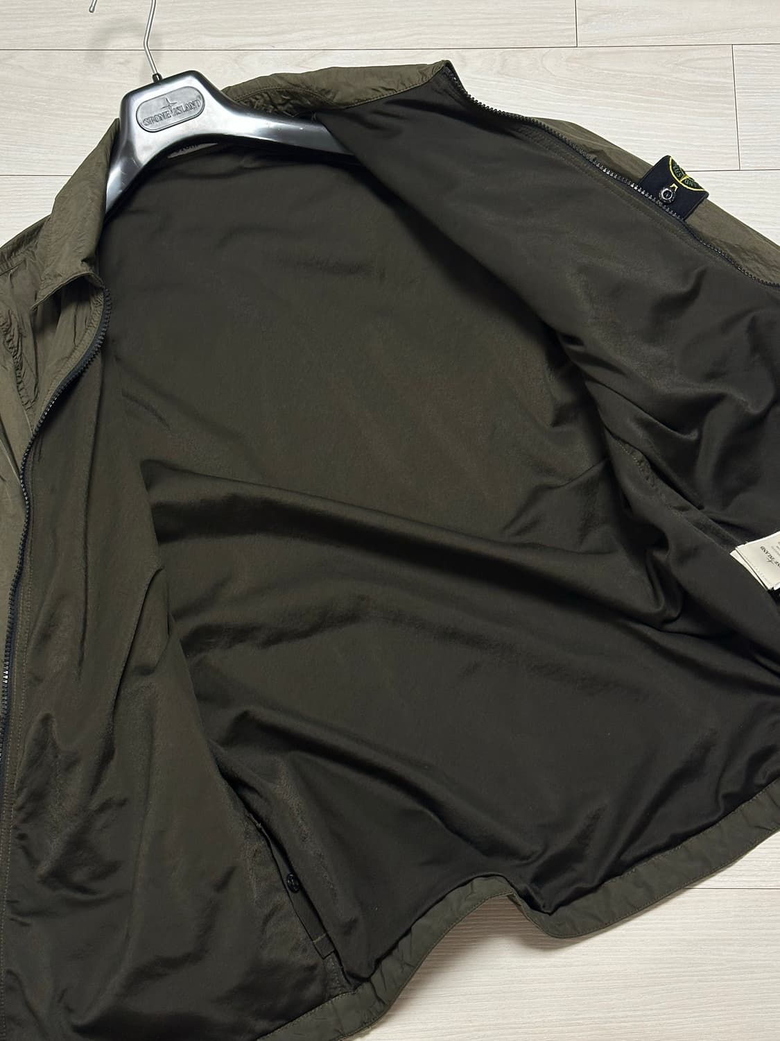 스톤아일랜드 가먼트 크링클랩스 자켓 23fw L(105) 국내판 상품이미지3