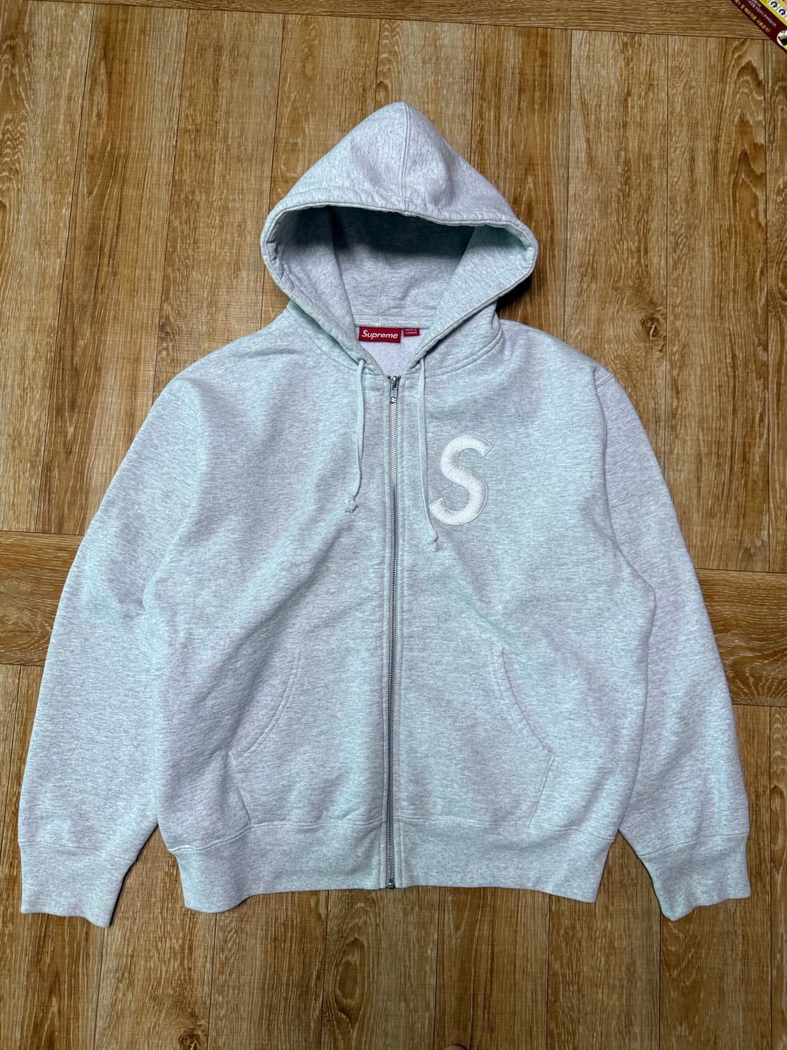슈프림 S 로고 집업 후드 스웨트셔츠 애쉬 그레이 (24FW) 상품이미지1