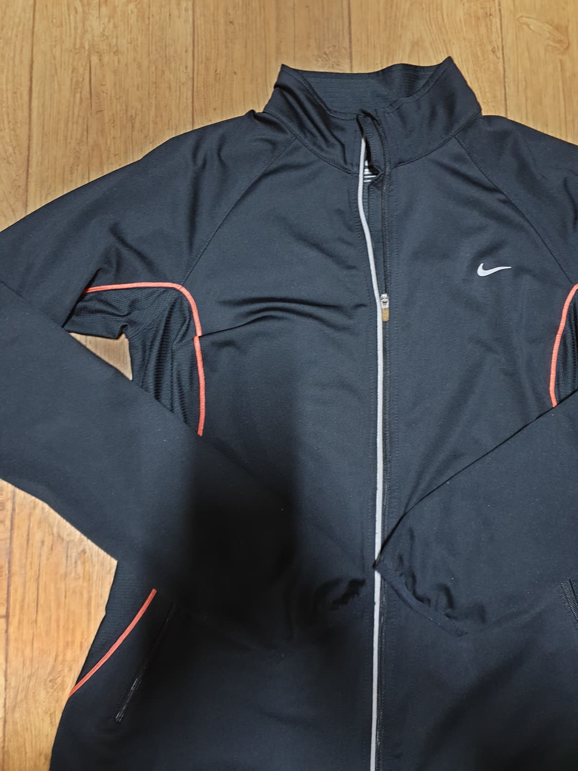 1061 나이키 운동복 집업 90 사이즈입니다 상품이미지4