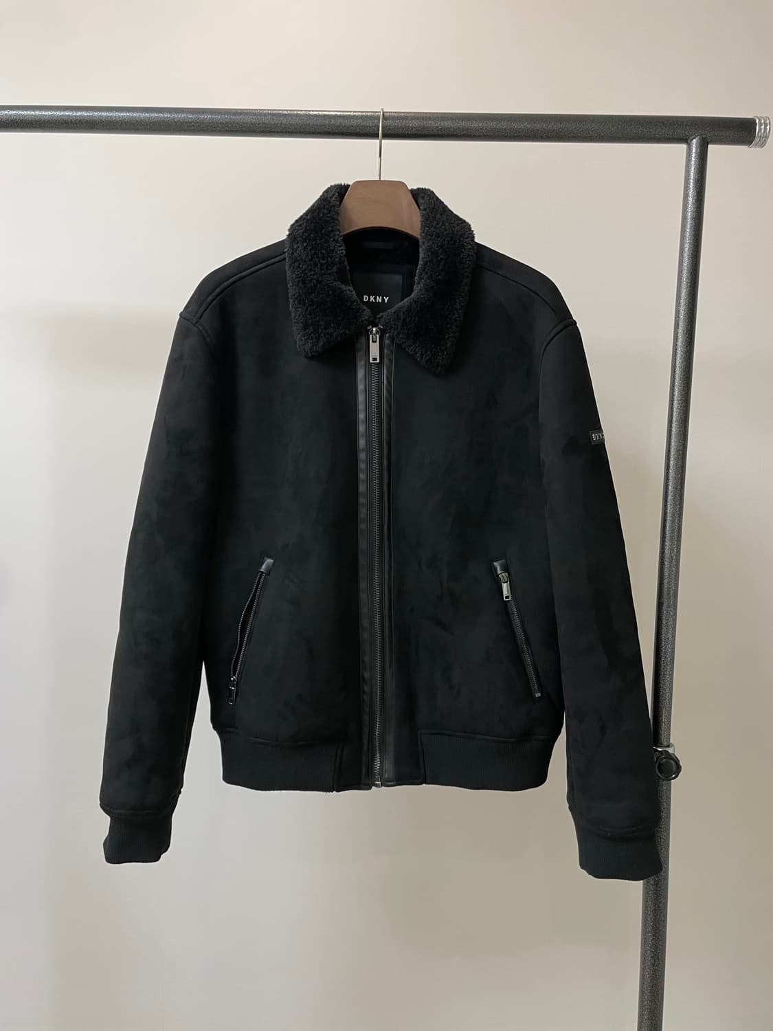 (L) DKNY 블랙 시어링 자켓 상품이미지1