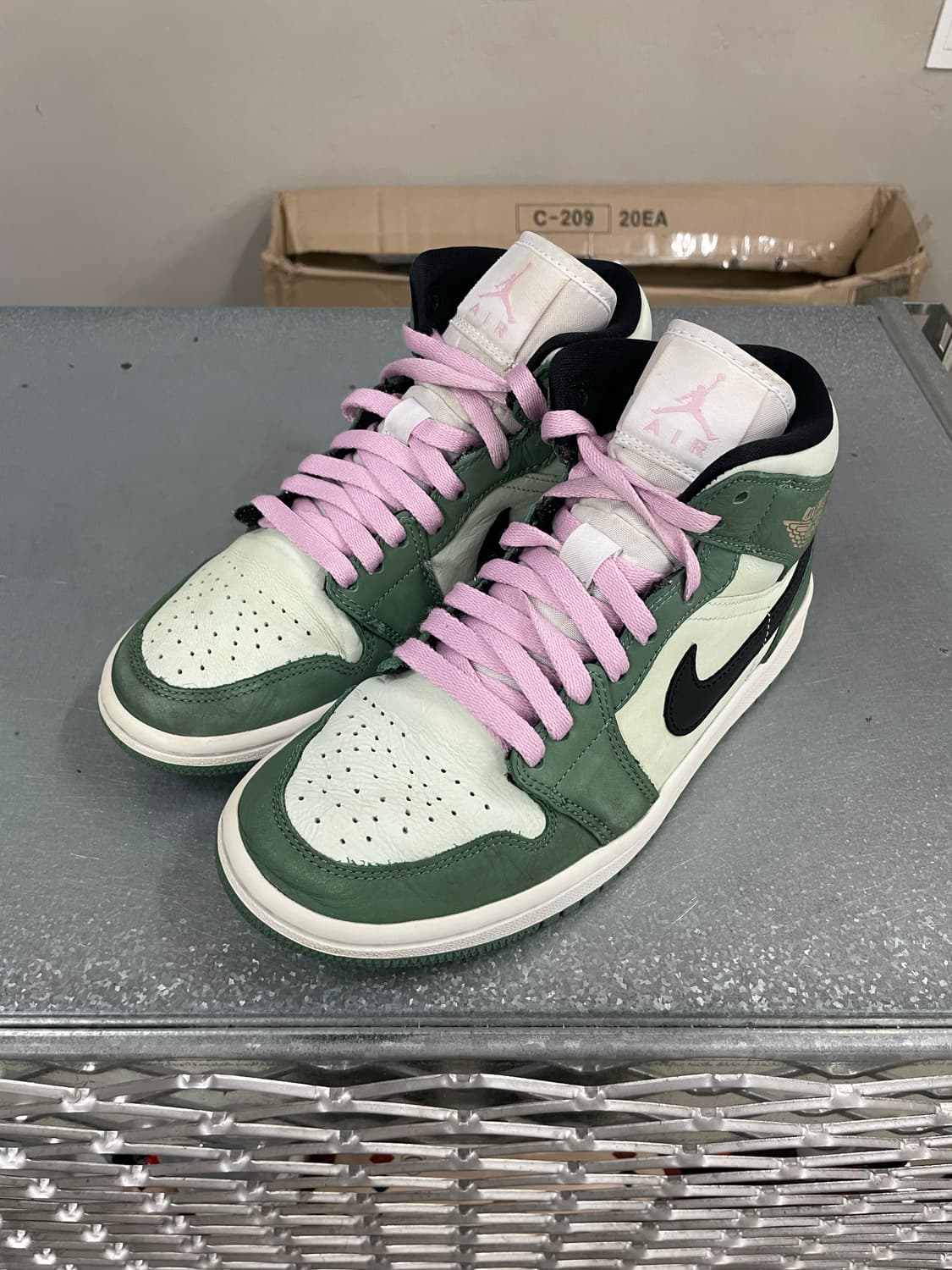 조던 1 미스 SE 더치그린 2 240 상품이미지2