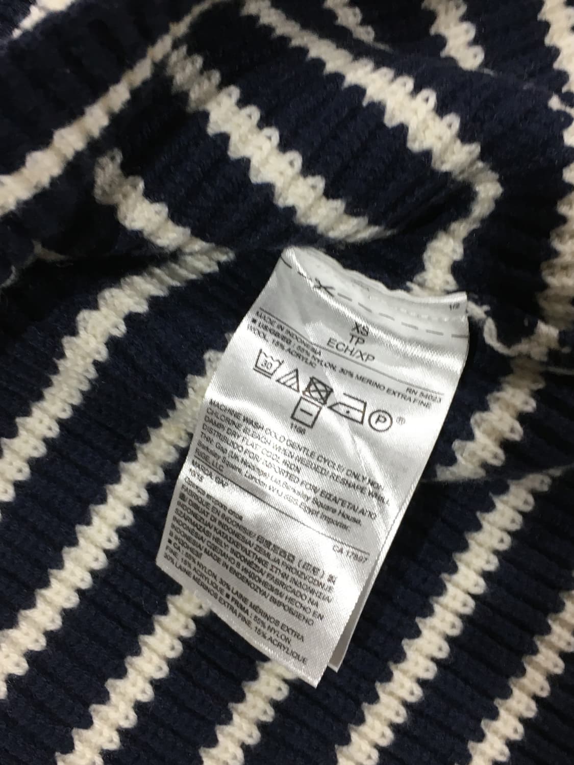 GAP 네이비 스트라이프 니트 XS 상품이미지5