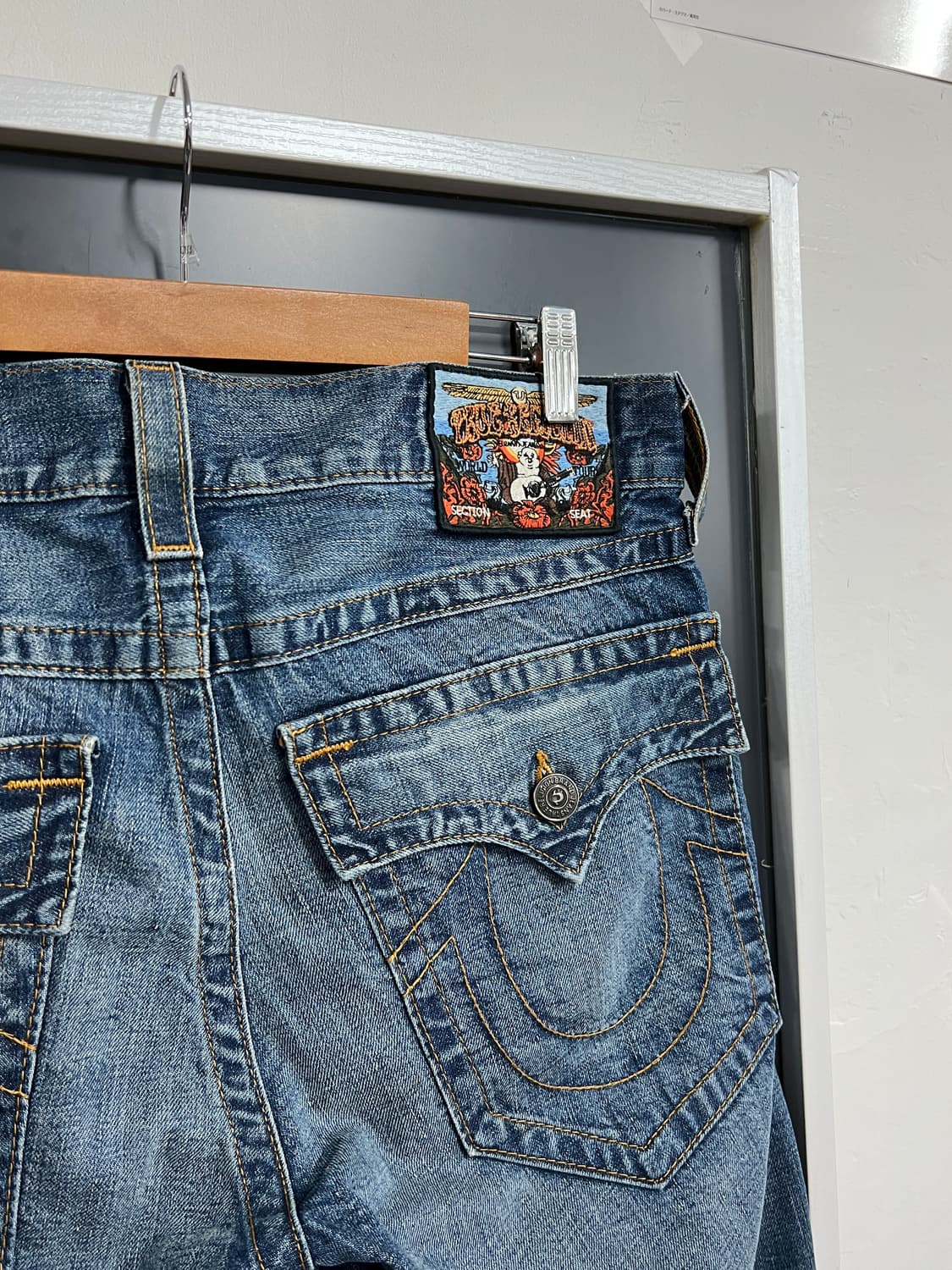 True Religion 트루릴리전 월드투어 와이드핏 부츠컷 데님 팬츠 상품이미지2