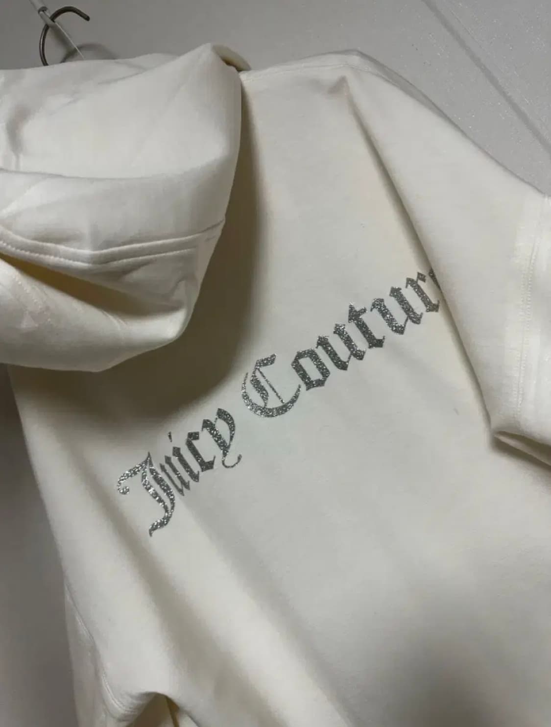 y2k 쥬시꾸뛰르 화이트 크림 후드집업 Juicy Couture 상품이미지5