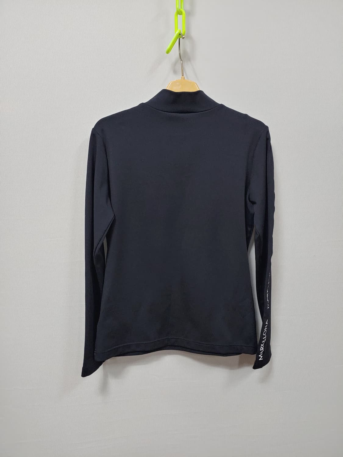 마크앤로나 블랙 골프웨어 긴팔 티셔츠 XS 상품이미지2