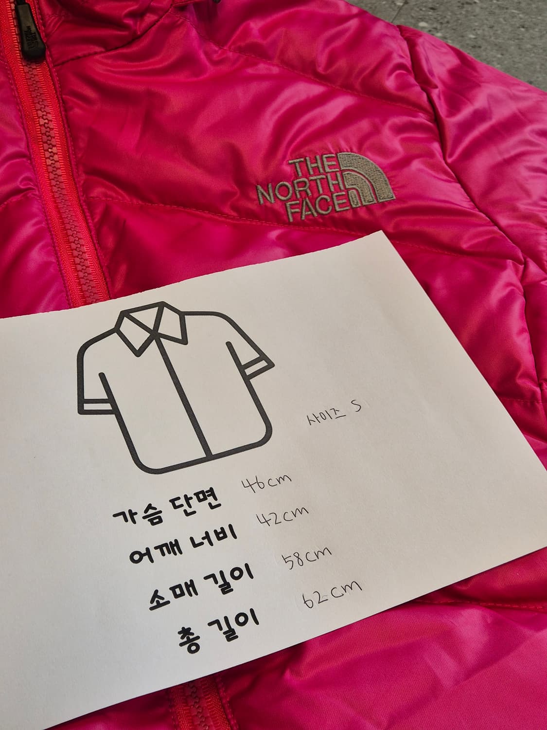 노스페이스 핑크 여성 경량패딩 판매합니다 상품이미지6