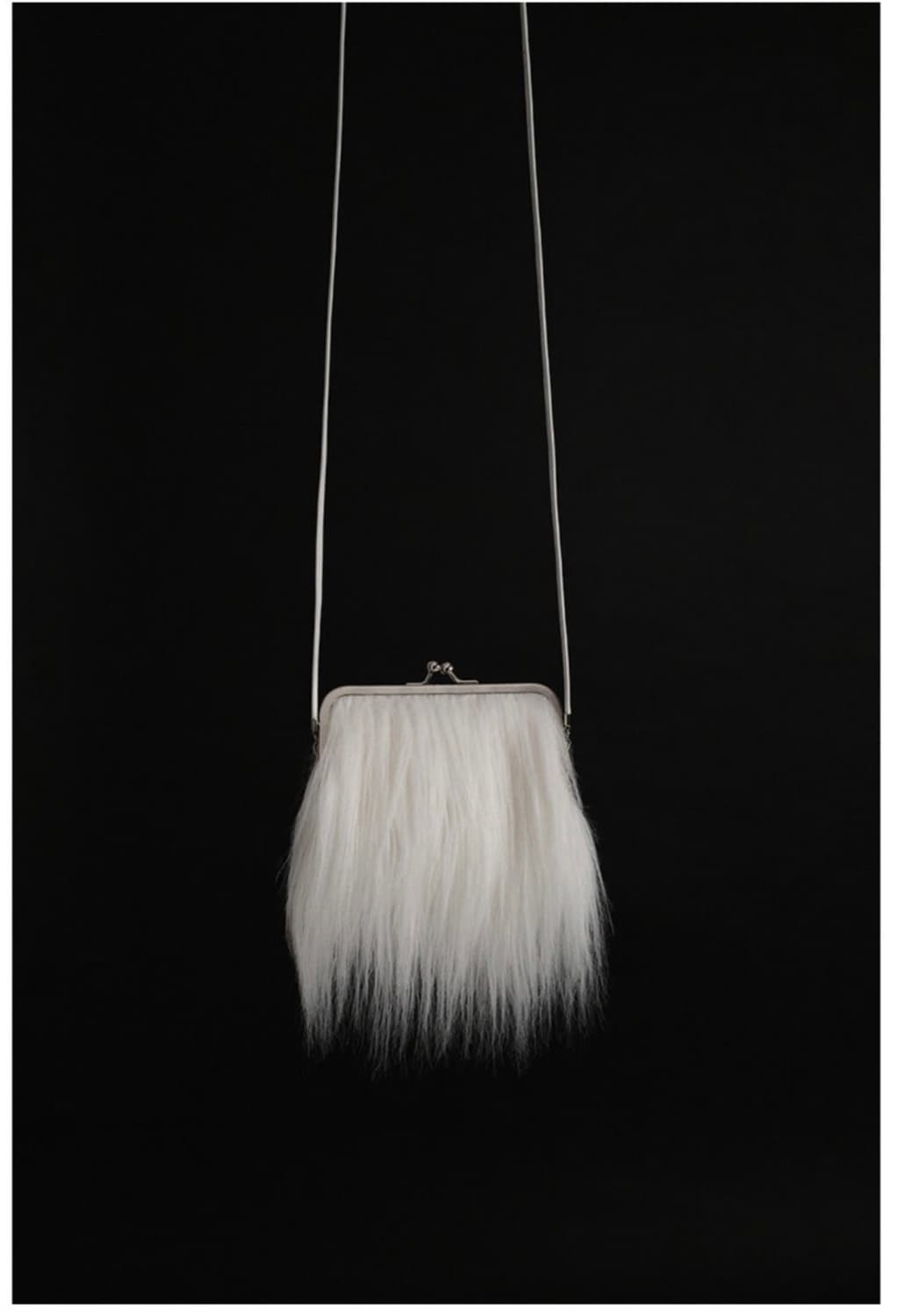 TAAE Bushy 001 White  상품이미지1