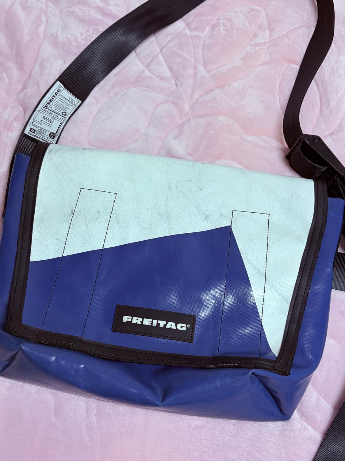 프라이탁 덱스터 흰파 (민트택 o) 상품이미지1