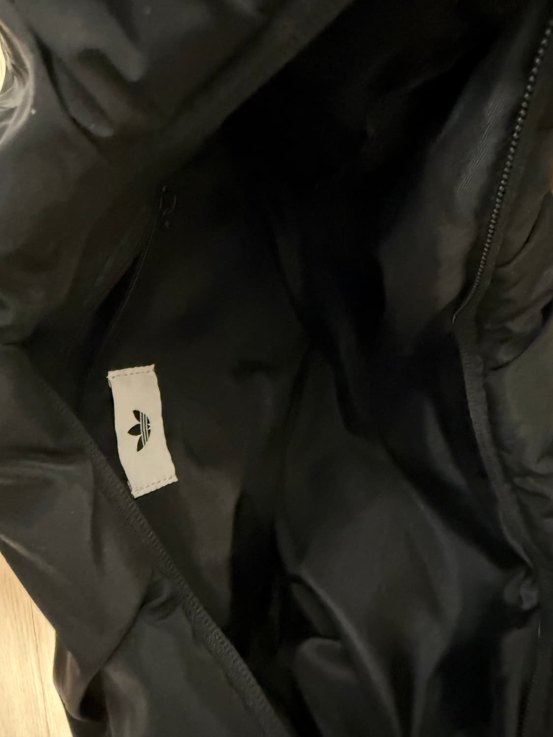 아디다스 크링클 버전 라지 사이즈 오리지널스 클라우드 숄더 백 상품이미지3