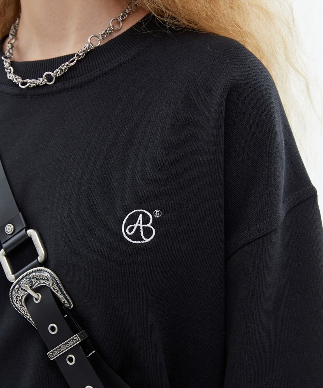 앤더슨벨 시그니처 엠블럼 스웻 셔츠 맨투맨 L 100 블랙 자수 기모 상품이미지3
