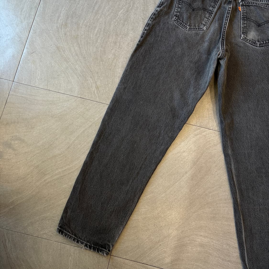 90s Levis 리바이스 550 데님 오렌지탭 블랙 팬츠  상품이미지2